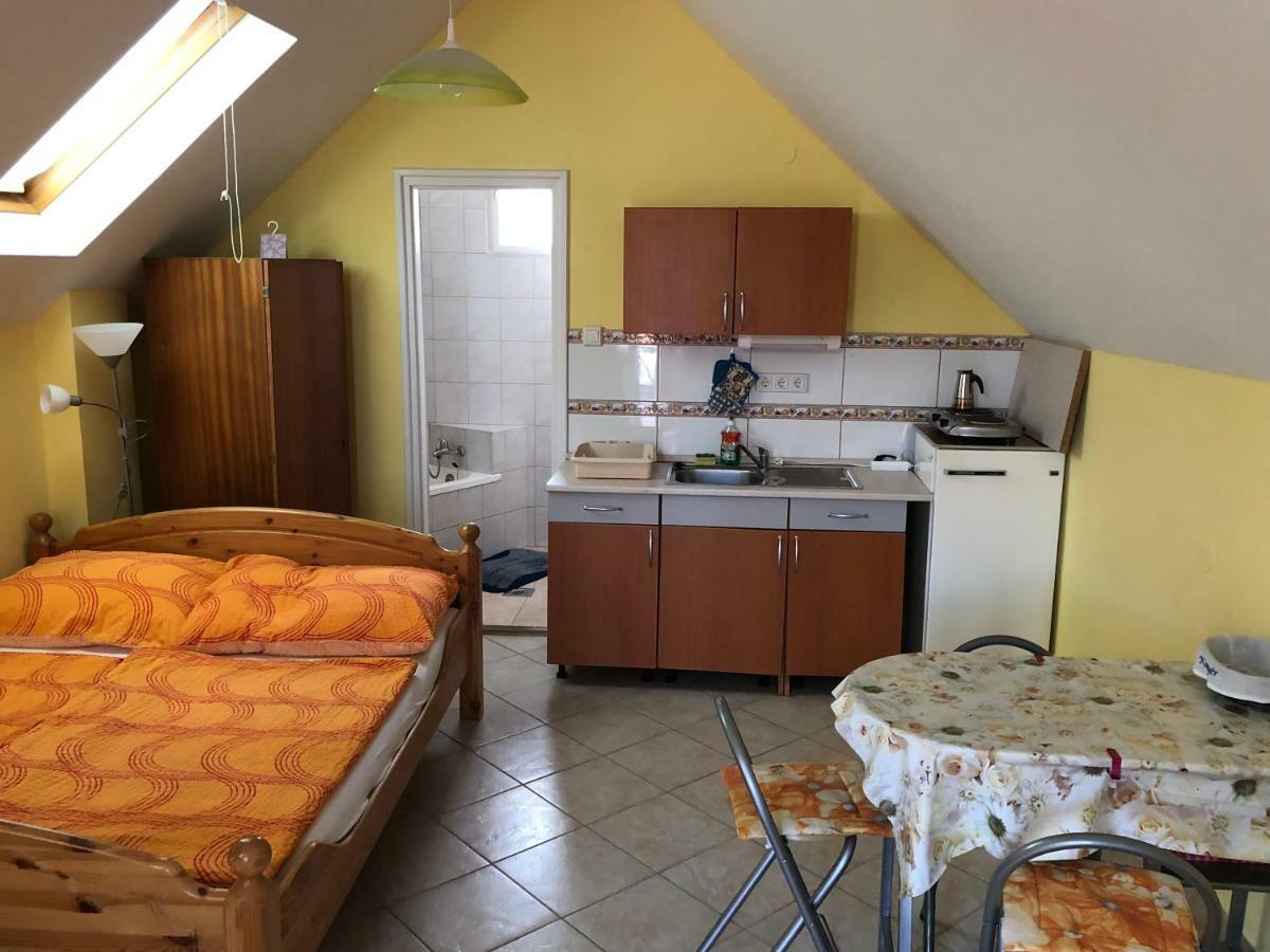 Liget Apartman Balatonföldvár المظهر الخارجي الصورة
