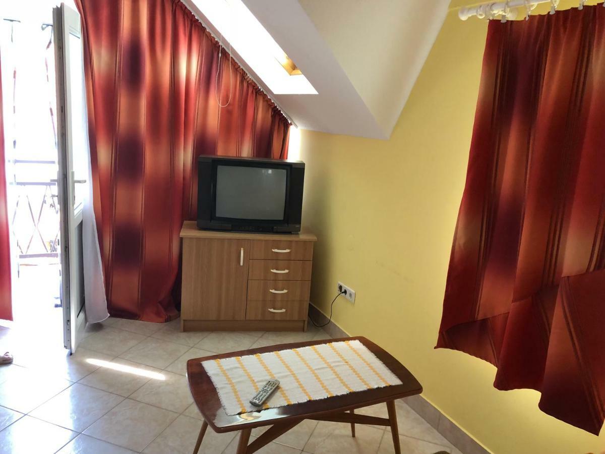 Liget Apartman Balatonföldvár المظهر الخارجي الصورة